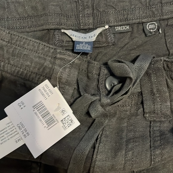 New in bag, American Eagle size 4 linen drawstring shorts - Picture 3 of 4